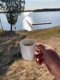Kaffe ved søen inden dukkert!